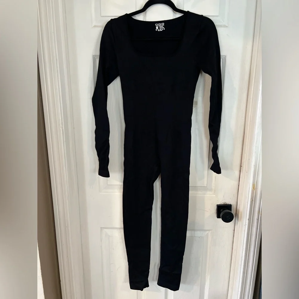 Black Long Sleeve Bodysuit - Picture 2 of 5